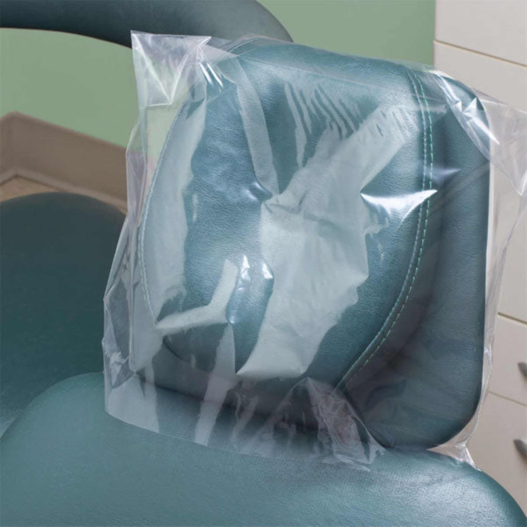 Plasdent - 11" x 9-1/2" Headrest Covers, Clear Plastic 250/Bx. Pleated, PS650 thumbnail 3